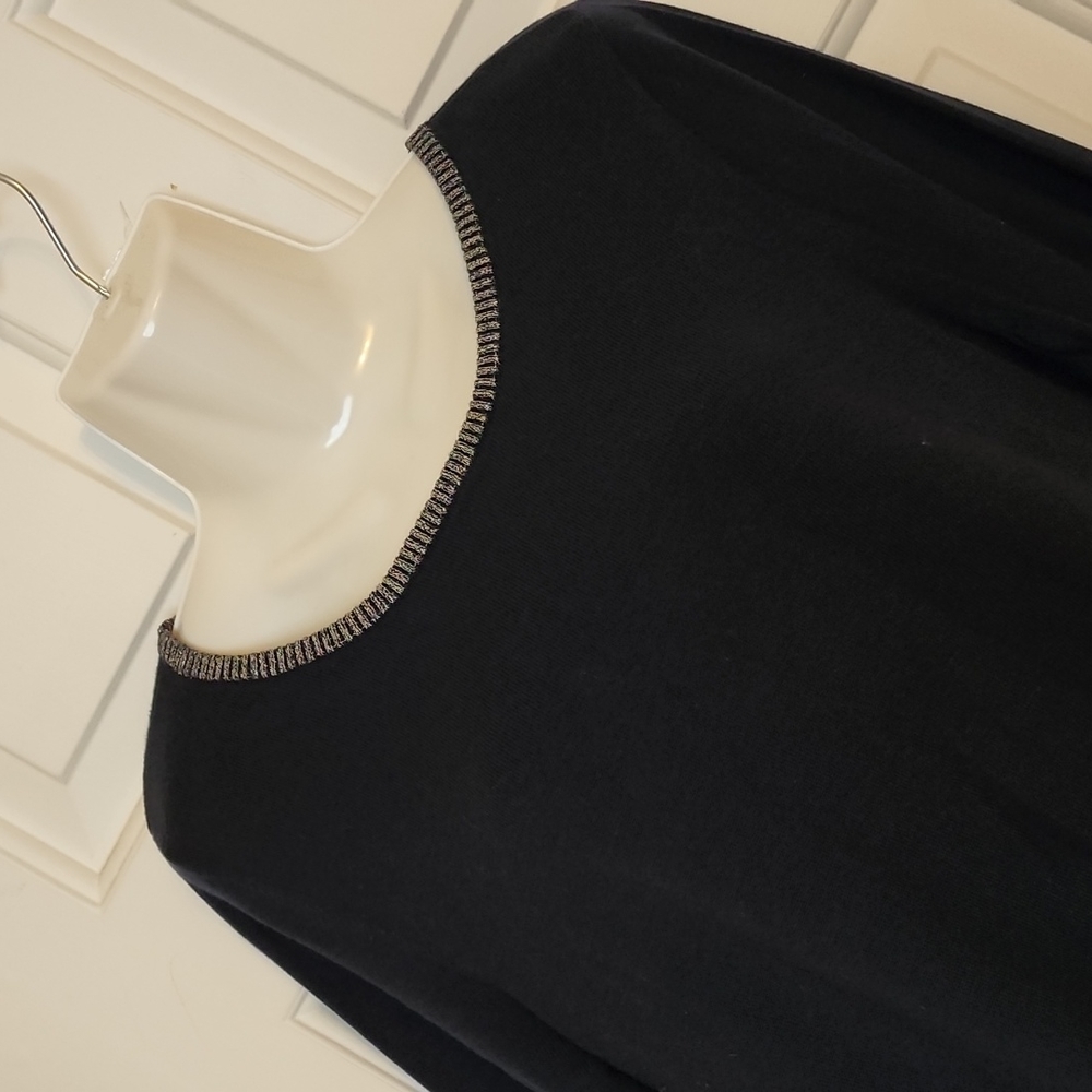 DG2 Navy Quad Blend Metallic Bell Cuff Sweater